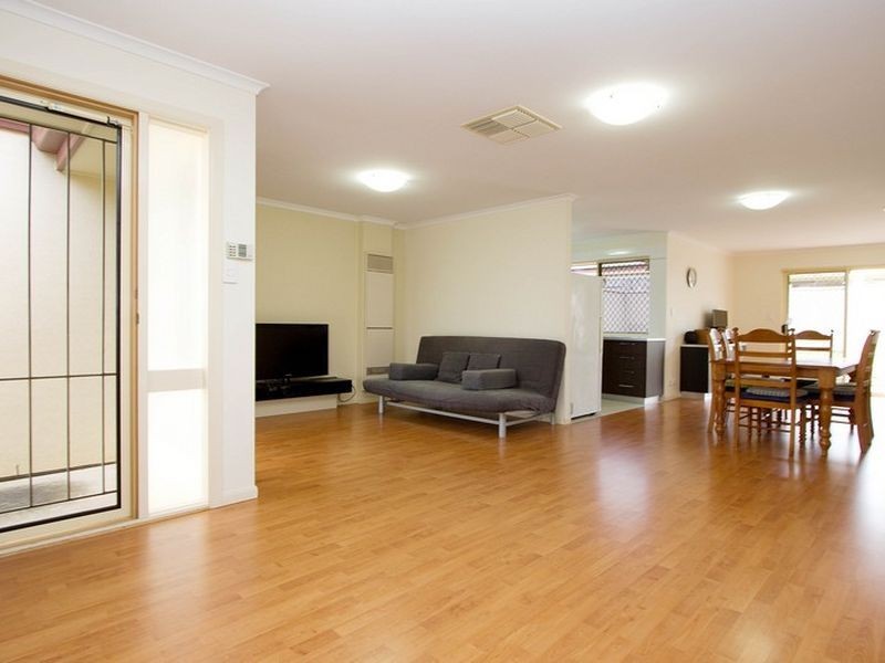 24 Bradley Grove, Mitchell Park SA 5043