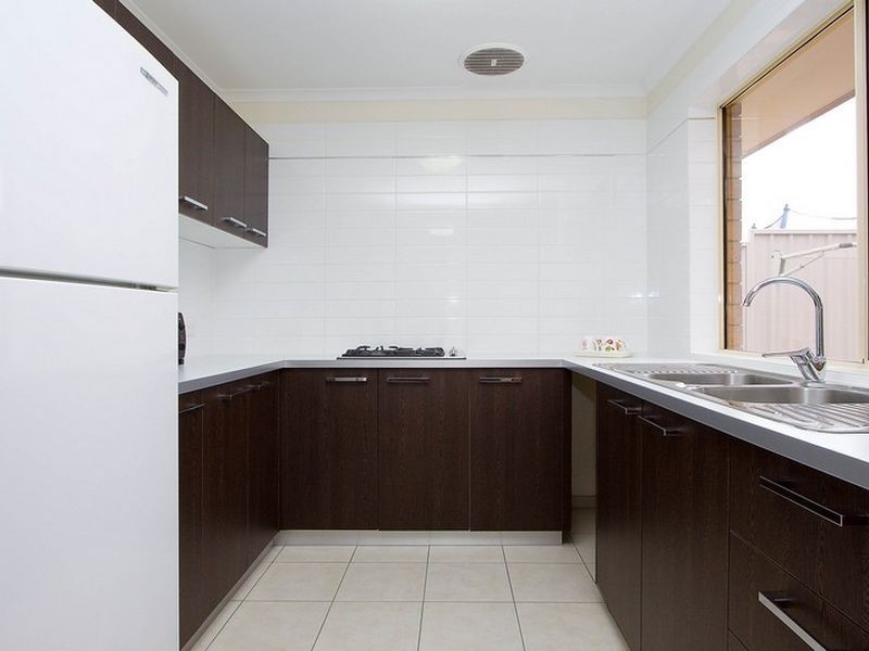 24 Bradley Grove, Mitchell Park SA 5043