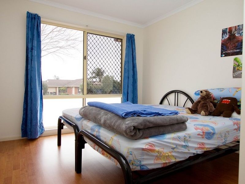 24 Bradley Grove, Mitchell Park SA 5043