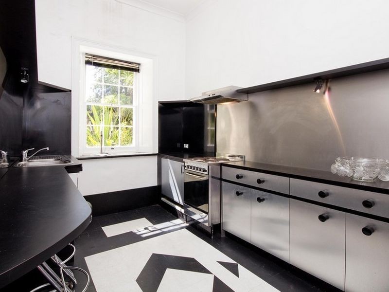 64 Price Avenue, Lower Mitcham SA 5062