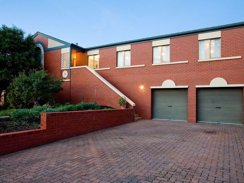 1 Hillview Avenue, Panorama SA 5041