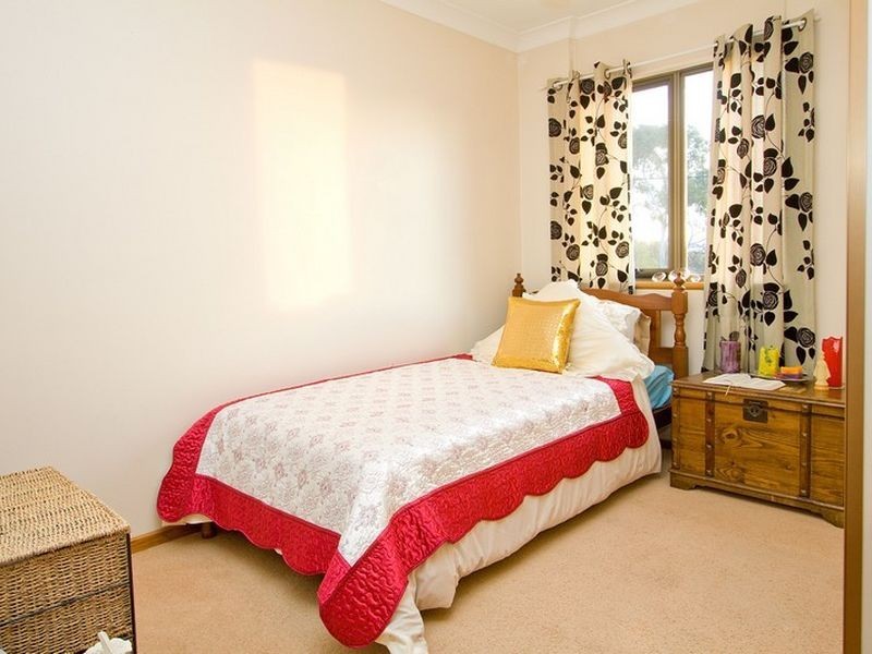 1 Hillview Avenue, Panorama SA 5041