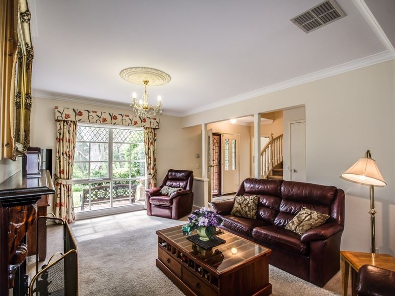 13 The Parkway, Aberfoyle Park SA 5159