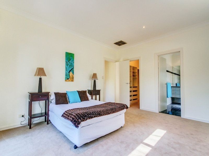 27 Gamma Crescent, Panorama SA 5041
