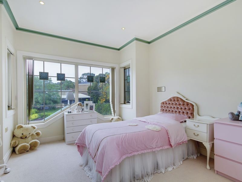 10 Redgum Drive, Pasadena SA 5042