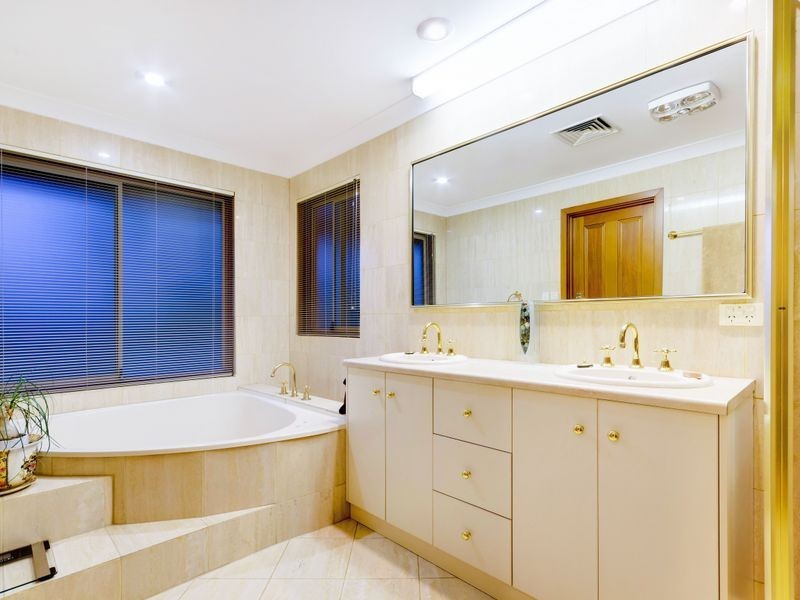 11 Redgum Drive, Pasadena SA 5042