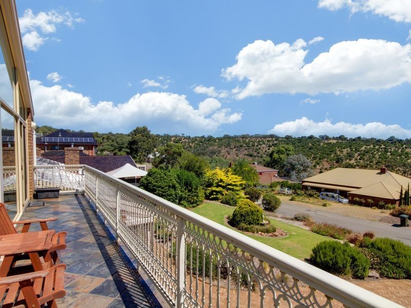 11 Redgum Drive, Pasadena SA 5042