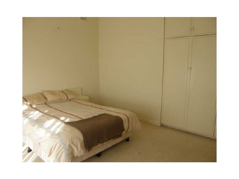 27 Chamberlain Ave, Clarence Gardens SA 5039