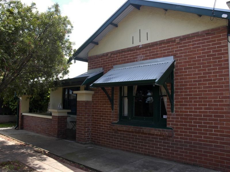 11 Clarence Street, Hilton SA 5033