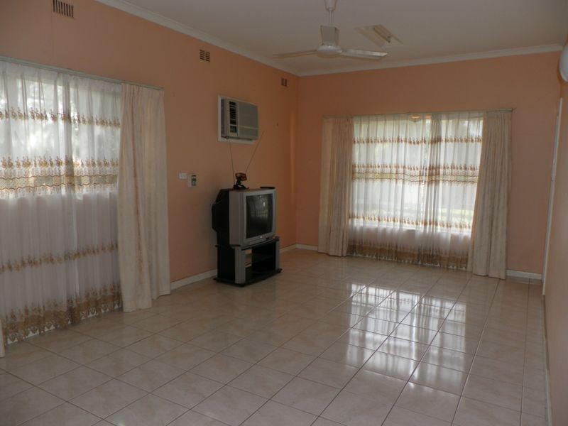 26 East Avenue, Black Forest SA 5035