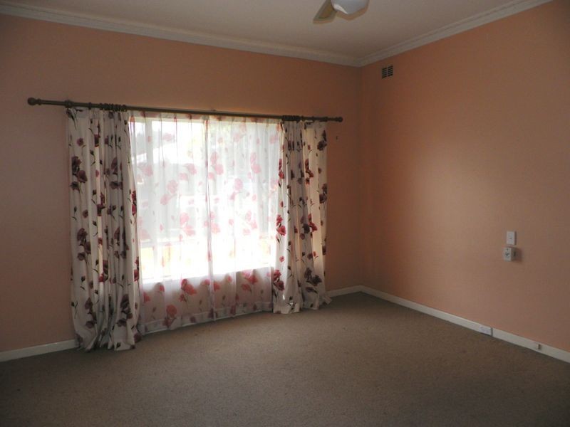 26 East Avenue, Black Forest SA 5035