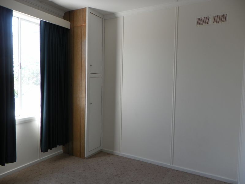 8 Austral Avenue, Clearview SA 5085