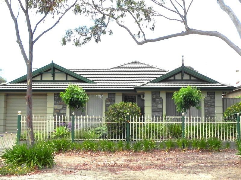20 Uxbridge Street, Kensington Park SA 5068