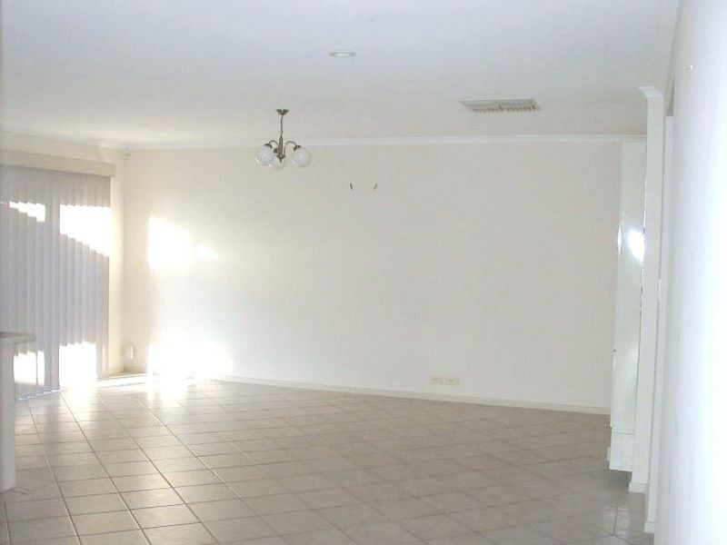 20 Uxbridge Street, Kensington Park SA 5068