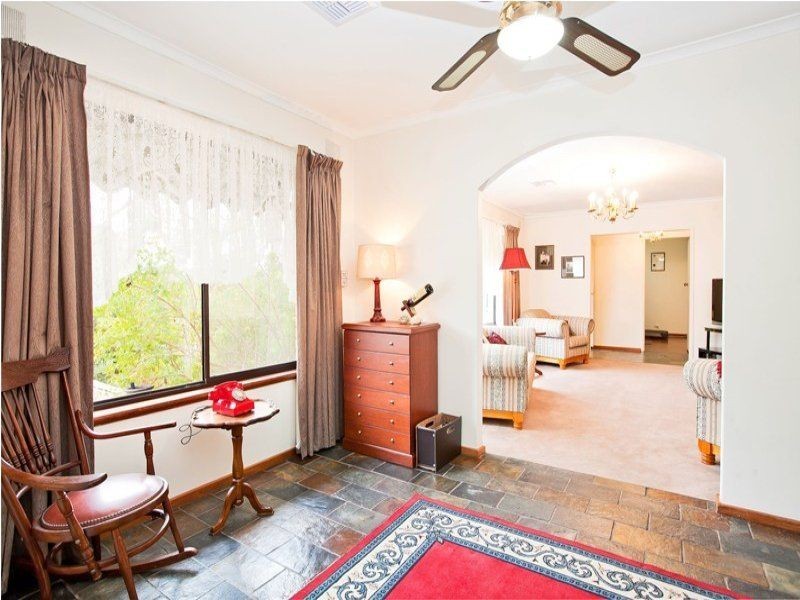 21 Warramunda, Banksia Park SA 5091