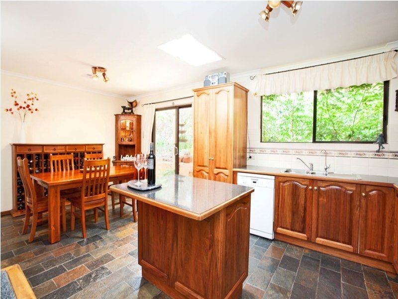 21 Warramunda, Banksia Park SA 5091