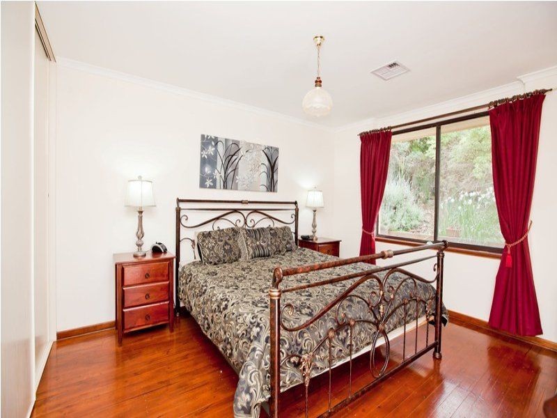 21 Warramunda, Banksia Park SA 5091