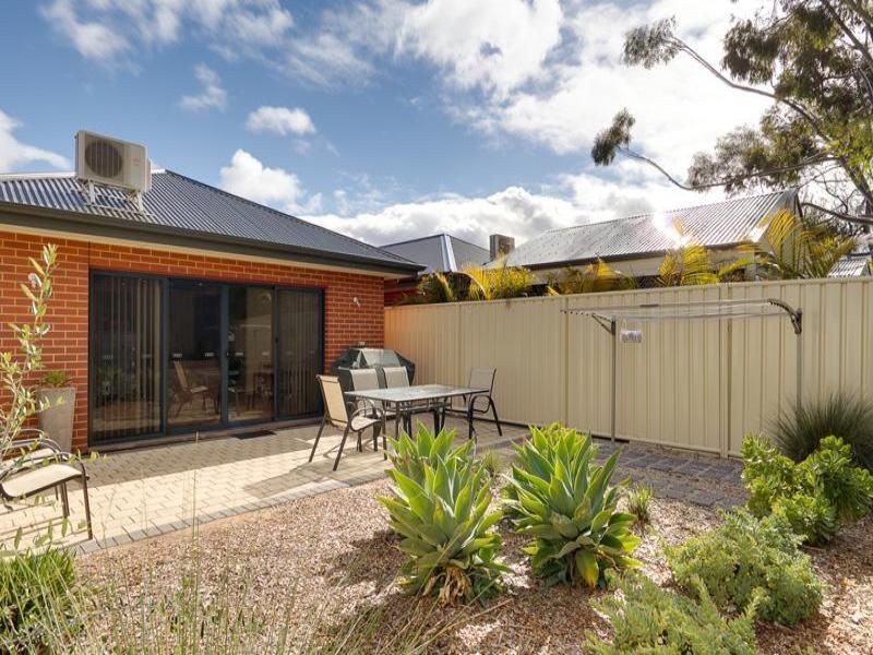 8a Byron Avenue, Clovelly Park SA 5042