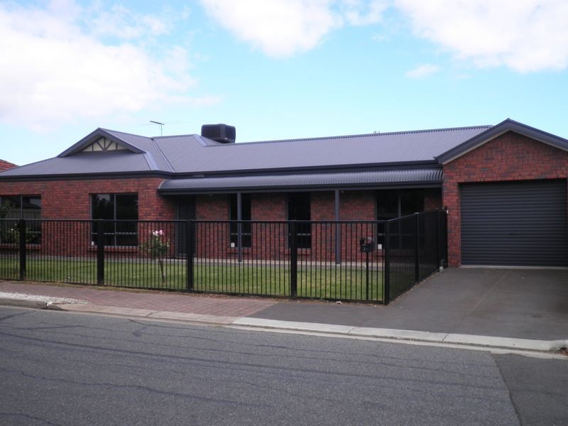 26 Wingfield Street, Clovelly Park SA 5042
