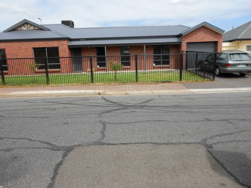 26 Wingfield Street, Clovelly Park SA 5042