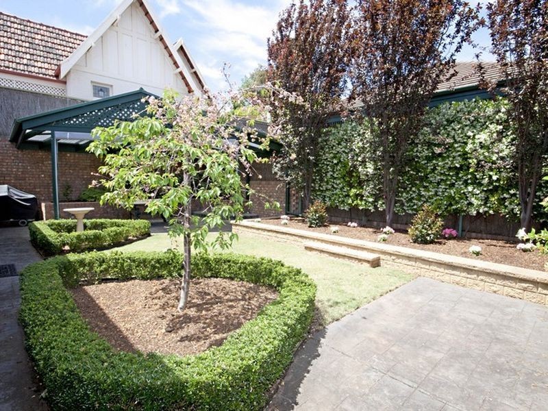 2/10 Gilles Road, Glen Osmond SA 5064