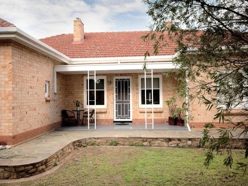 2/37 Aroha Terrace, Black Forest SA 5035