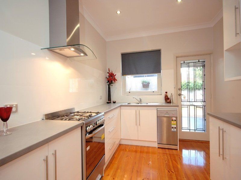 2/37 Aroha Terrace, Black Forest SA 5035