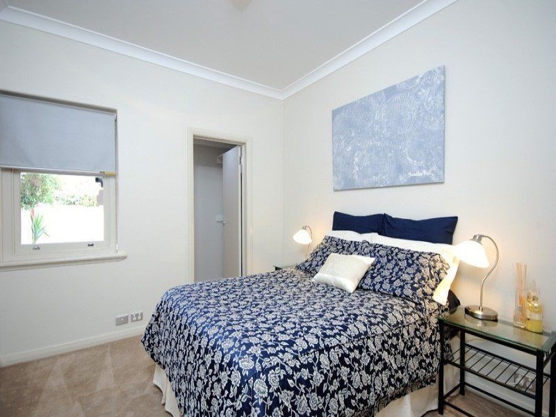 2/37 Aroha Terrace, Black Forest SA 5035