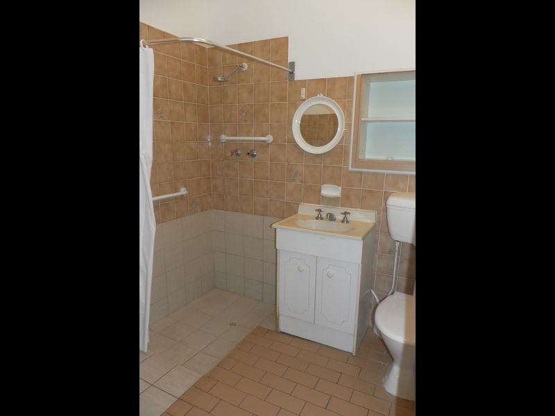 28 Nilpena Avenue, Park Holme SA 5043