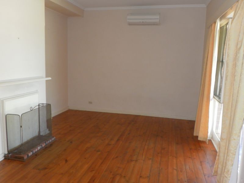 32 Pildappa Avenue, Park Holme SA 5043