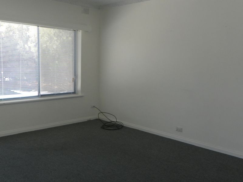 2/64 Forest Avenue, Black Forest SA 5035