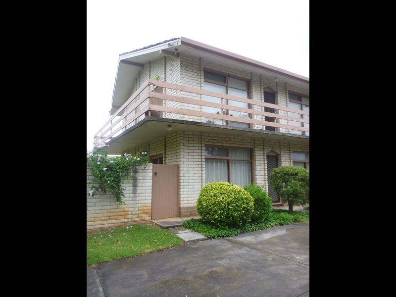 1/23 Gray Street, Black Forest SA 5035