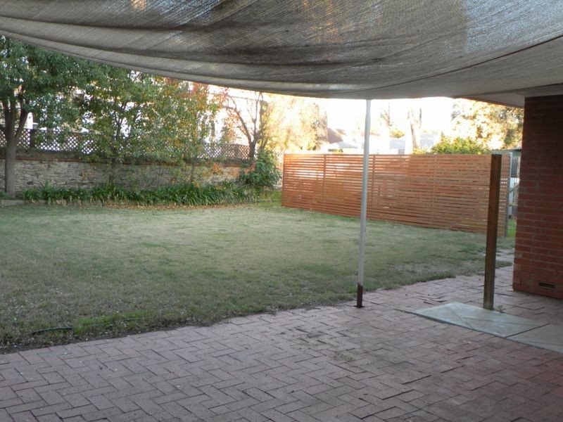 4 Surrey Crescent, Lower Mitcham SA 5062