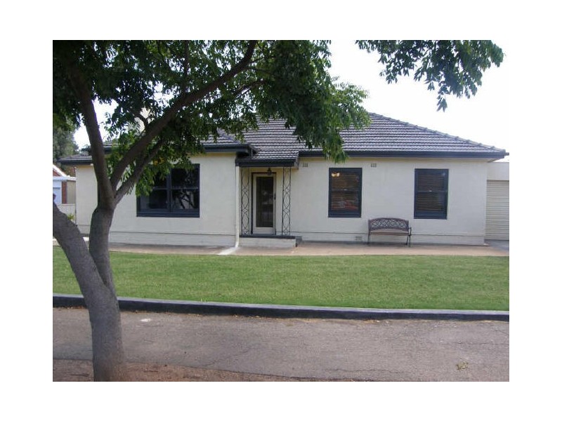 8 Wainwright Street, Clarence Gardens SA 5039