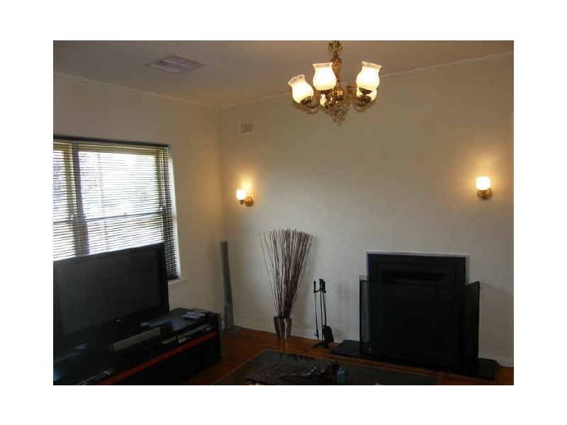 8 Wainwright Street, Clarence Gardens SA 5039