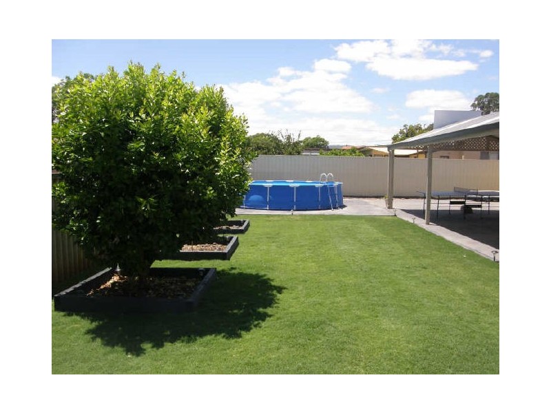 8 Wainwright Street, Clarence Gardens SA 5039