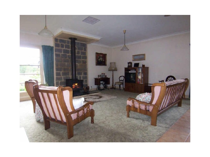 17 Eleva Road, Healesville VIC 3777