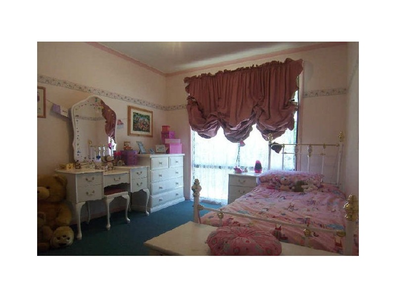 22 Roma Avenue, Healesville VIC 3777