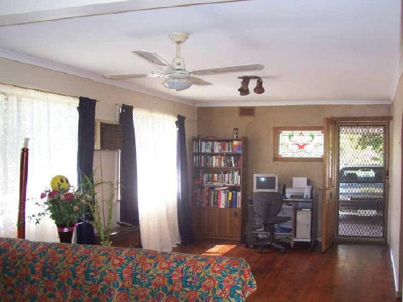 130 Wallace Parade, Healesville VIC 3777