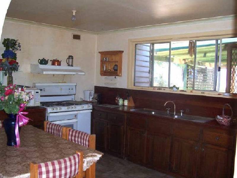 130 Wallace Parade, Healesville VIC 3777