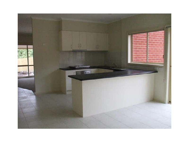 4/7 Elamo Road, Healesville VIC 3777