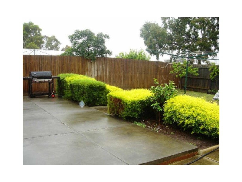 6 Gillespie Place, Epping VIC 3076