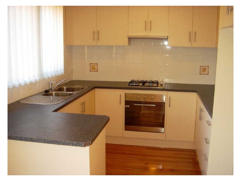 1/87 Nell Street, Greensborough VIC 3088