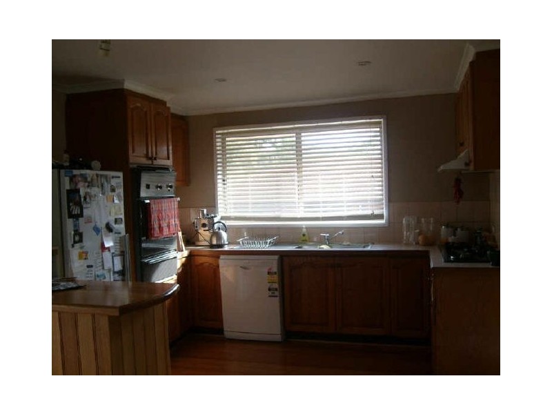 5/73 Nell Street, Greensborough VIC 3088