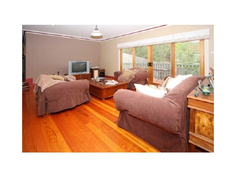 35 Lanvos Drive, Diamond Creek VIC 3089