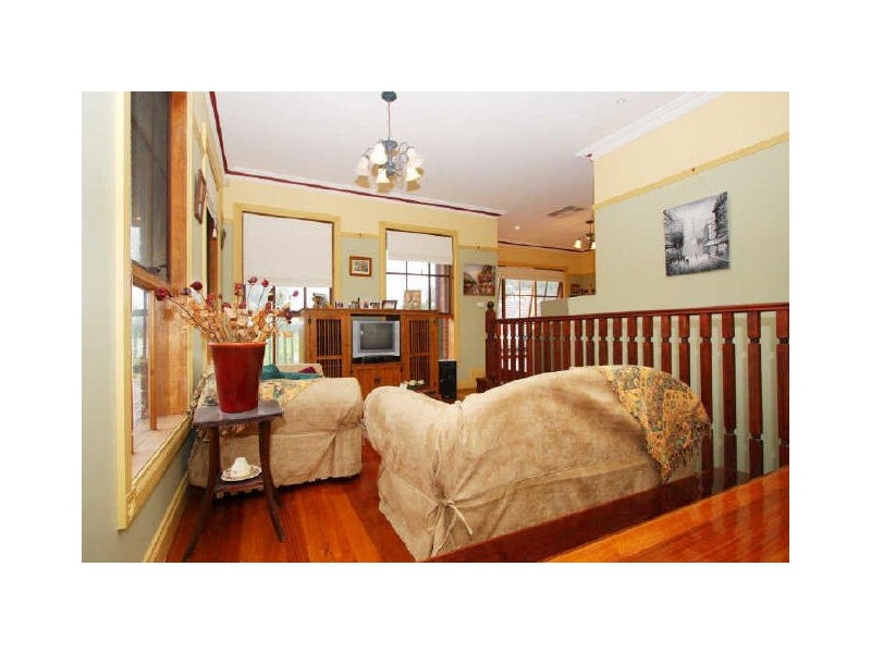 35 Lanvos Drive, Diamond Creek VIC 3089