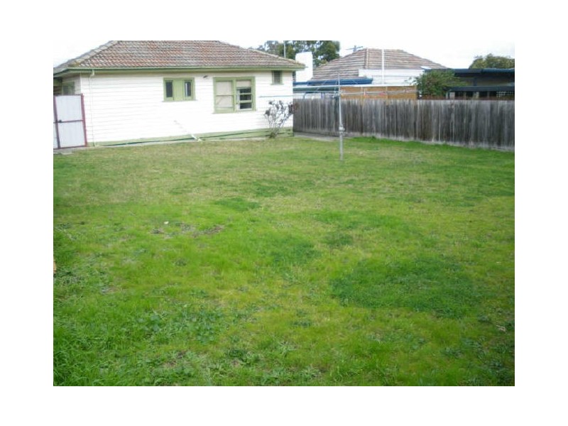 5 Leafield Street, Watsonia VIC 3087