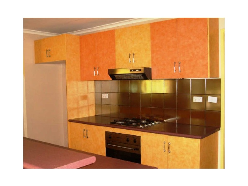112 Roycroft Avenue, Mill Park VIC 3082