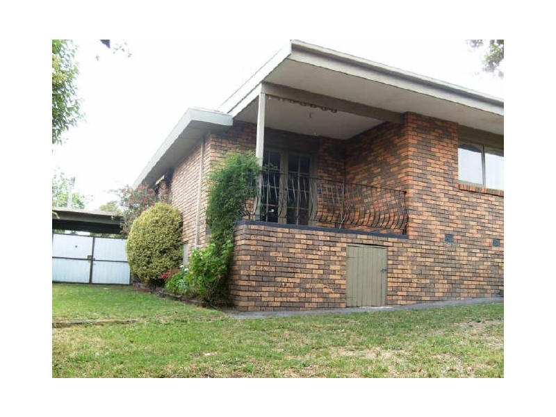 48 Narbethong Drive, Greensborough VIC 3088