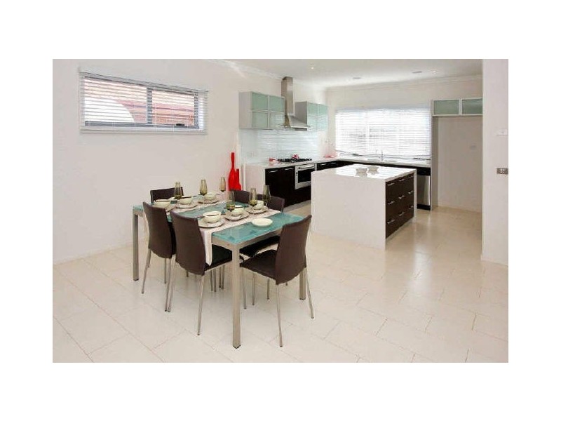 4 Emerdale Place, Craigieburn VIC 3064